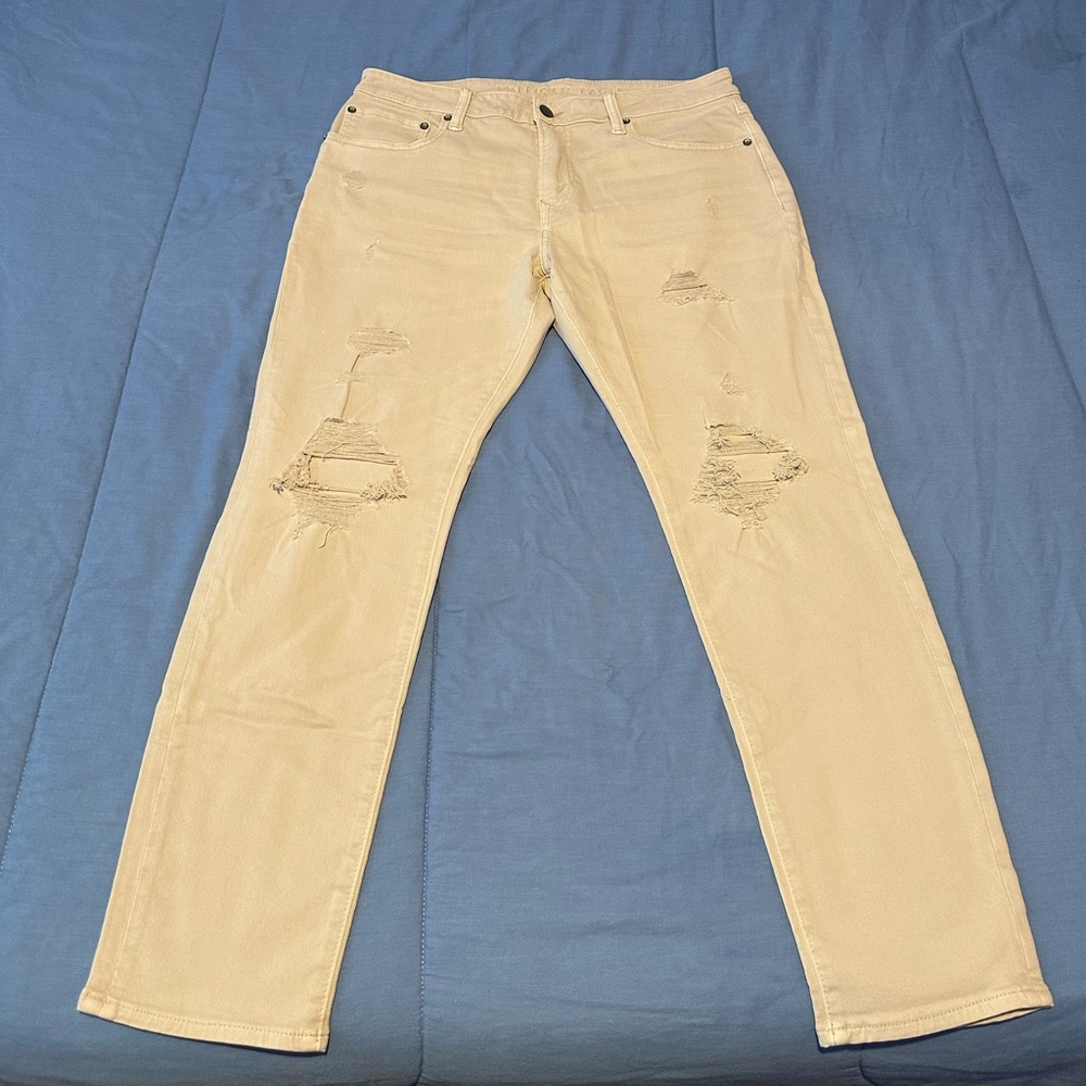 New Without Tags American Eagle Tan Ripped Jeans